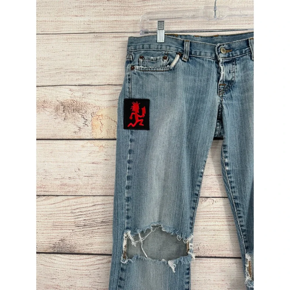 Lucky Brand Mod Madeline Jean Women 8 Blue Distressed JNCO Hatchetman Patch Y2K